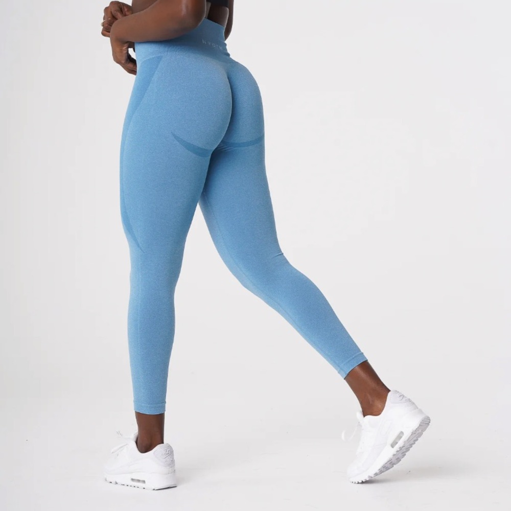 Sky Blue Contour Seamless NVGTN leggings